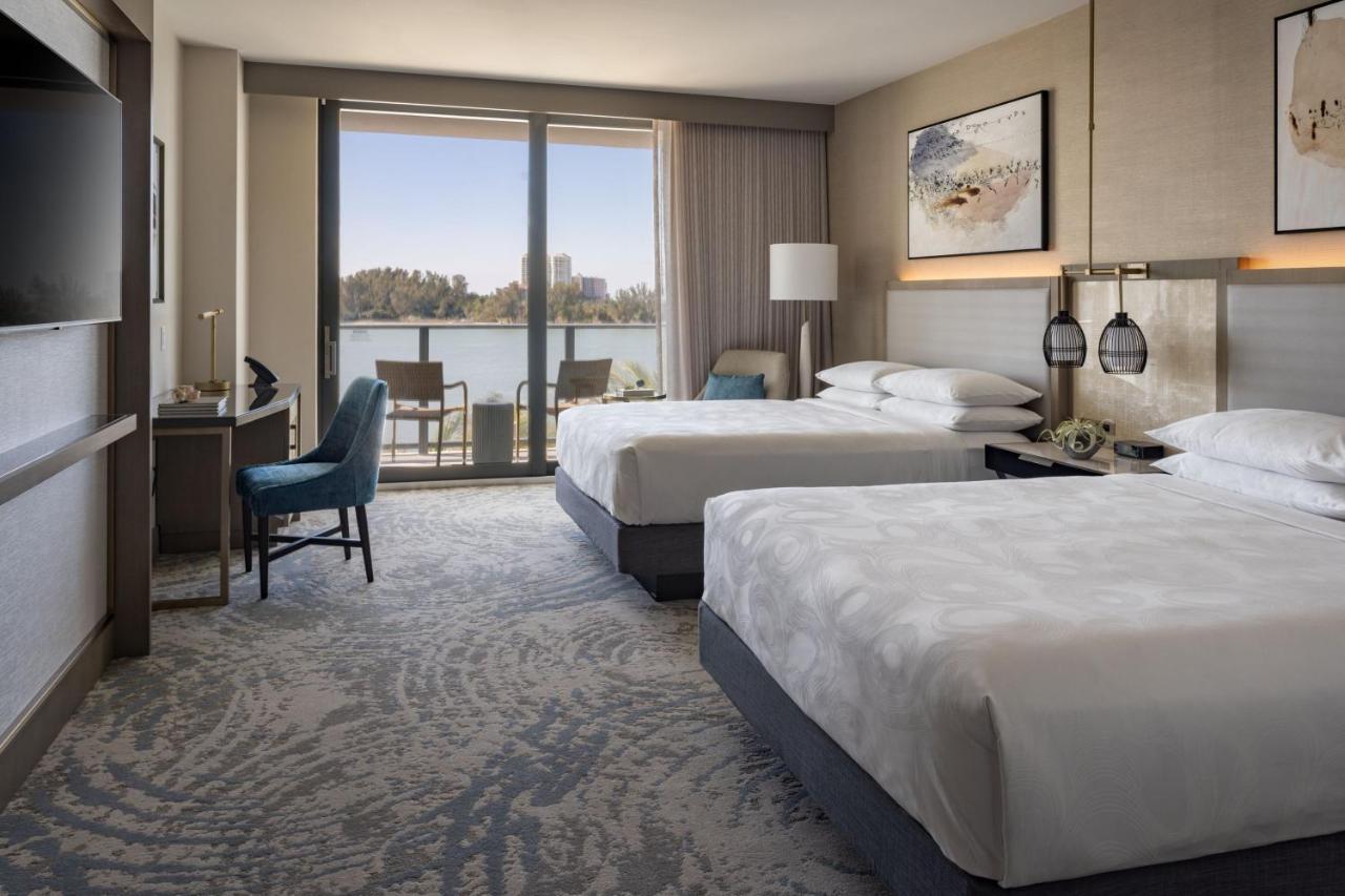 Jw Marriott Clearwater Beach Resort & Spa Exterior photo