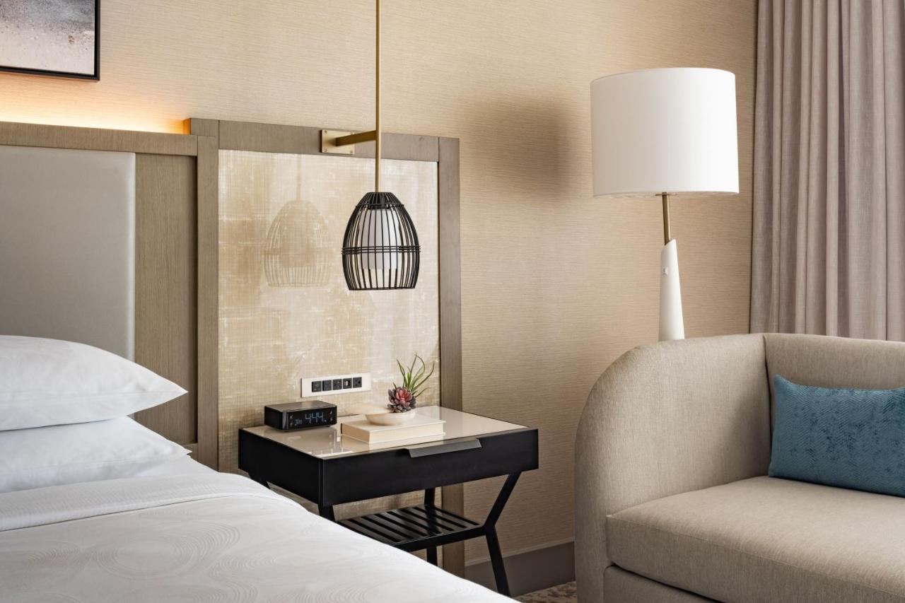 Jw Marriott Clearwater Beach Resort & Spa Exterior photo