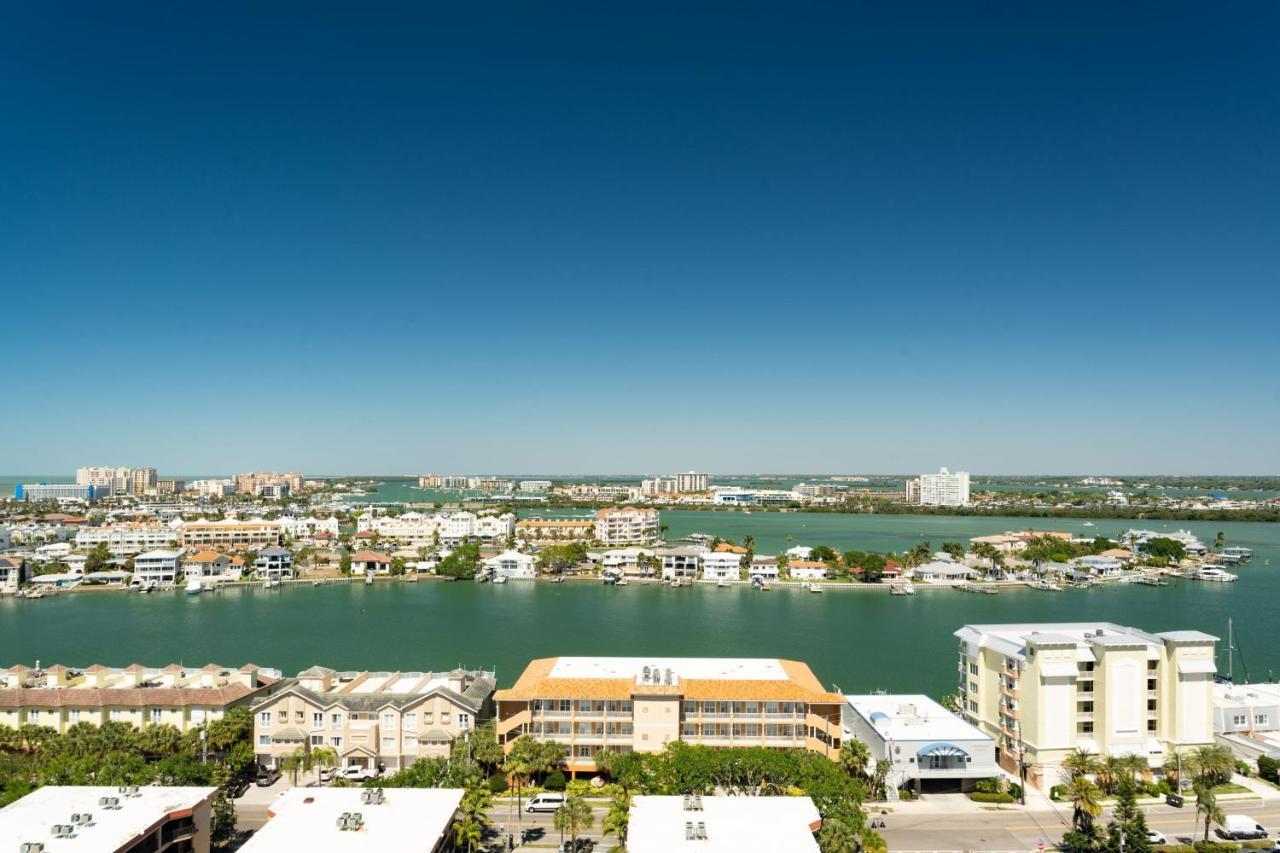 Jw Marriott Clearwater Beach Resort & Spa Exterior photo